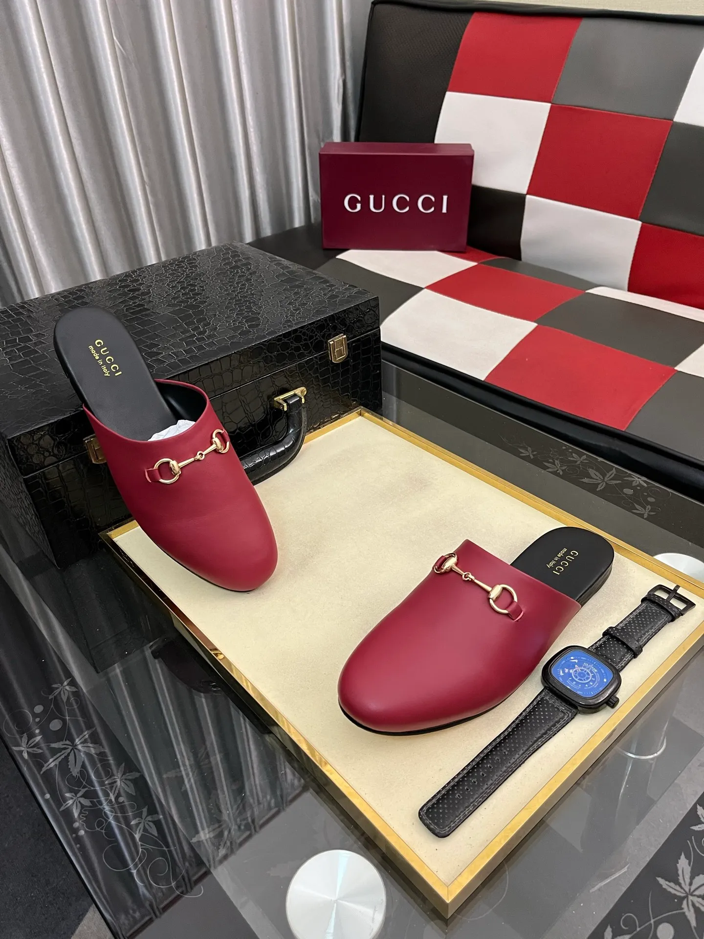 Men's shoes 💰480⌚️⌚️[Gucci] 2024 new season half-slip men's shoes, made of Italian imported first-layer frosted cowhide➕sheepskin lining, original hardware buckle, original combination wear-resistant outsole, real shot 🎬 Very comfortable on the feet, size 36-44